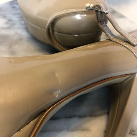 Chinese Laundry nude platform heels size 9 - Picture 9 of 11